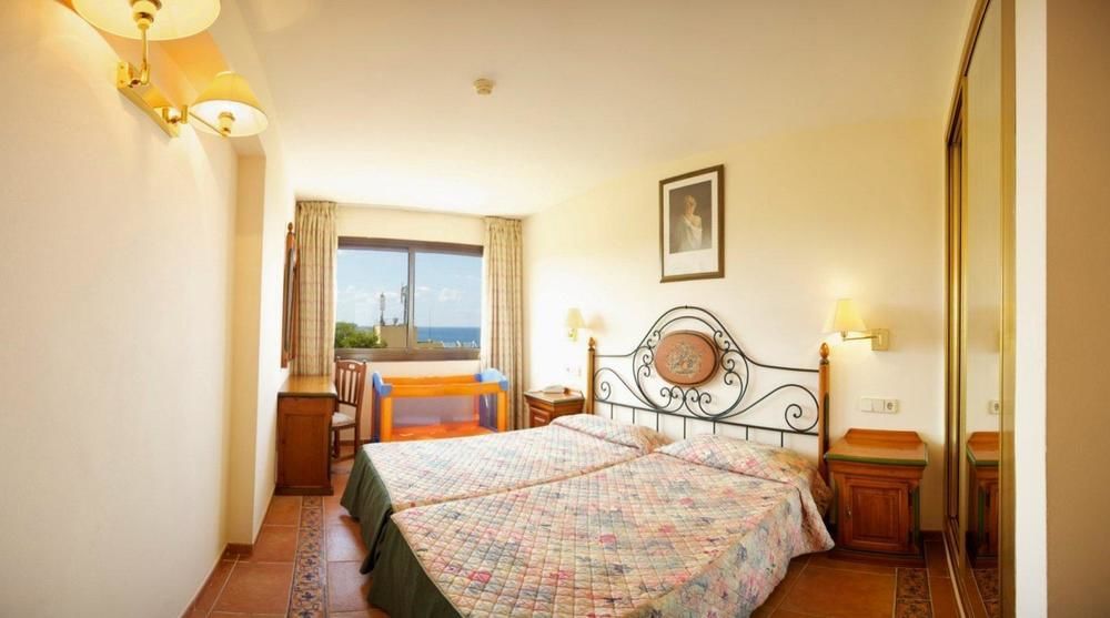 Mar Hotels Paguera & Spa Peguera Exterior foto